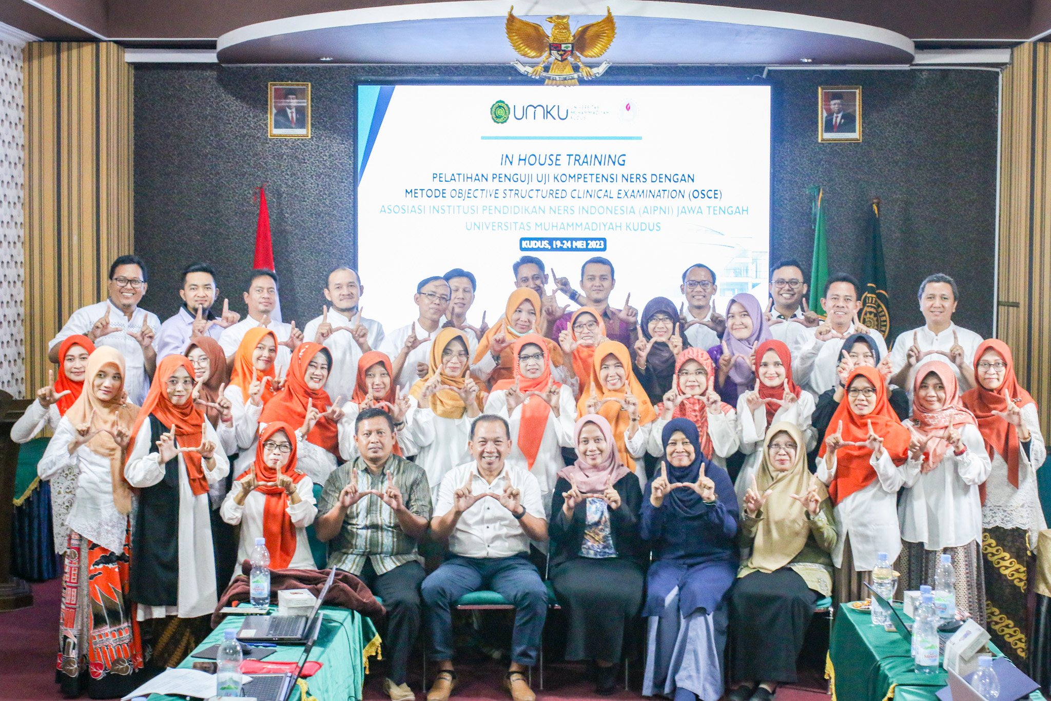 UMKU dan Asosiasi Institusi Pendidikan Ners Indonesia Jateng Selengarakan Pelatihan Penguji OSCE Pertama kali di Jawa Tengah